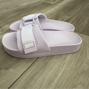 NOBULL Slide Sandals Women's 6.5 Pastel Purple Adjustable Strap Comfort Slides